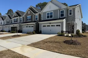 104 Jade Crk Dr, Garner, NC 27529 - Photo 2