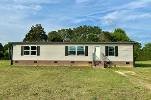 313 Old Country Ln, Selma, NC 27576 - Photo 1