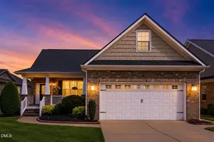 813 Canyoncreek Ln, Fuquay Varina, NC 27526 - Photo 2