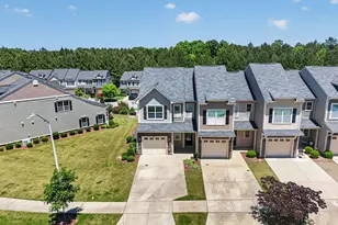 226 Beaconwood Ln, Holly Springs, NC 27540 - Photo 4