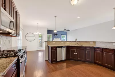226 Beaconwood Lane, Holly Springs, NC 27540 - Photo 8