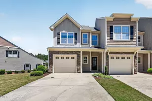 226 Beaconwood Ln, Holly Springs, NC 27540 - Photo 2