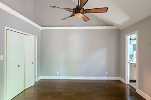 1023 Oak Lake Ct, Raleigh, NC 27606 - Photo 18