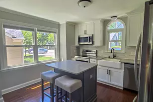 1023 Oak Lake Ct, Raleigh, NC 27606 - Photo 4