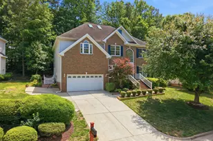 109 Marvista Ct, Cary, NC 27518 - Photo 2