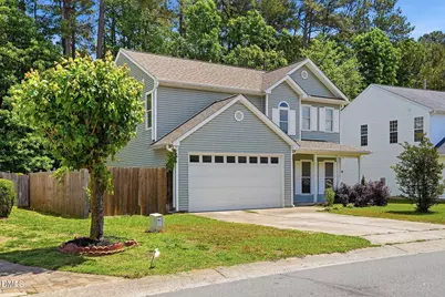 212 N Honey Springs Avenue, Fuquay Varina, NC 27526 - Photo 2