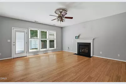 212 N Honey Springs Avenue, Fuquay Varina, NC 27526 - Photo 6