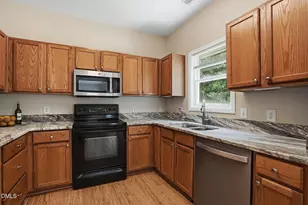 212 N Honey Springs Ave, Fuquay Varina, NC 27526 - Photo 14