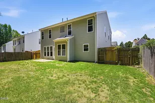 212 N Honey Springs Ave, Fuquay Varina, NC 27526 - Photo 32