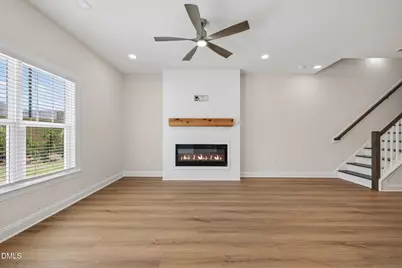 40 N Carrie Street, Coats, NC 27521 - Photo 10