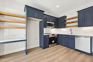 44 N Carrie St, Coats, NC 27521 - Photo 6
