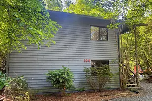 106 Pleasant Dr, Carrboro, NC 27510 - Photo 1