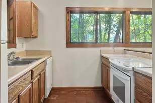 106 Pleasant Dr, Carrboro, NC 27510 - Photo 6