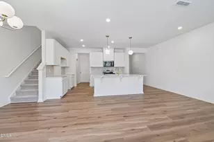 512 Sunset Lk Dr, Durham, NC 27703 - Photo 8