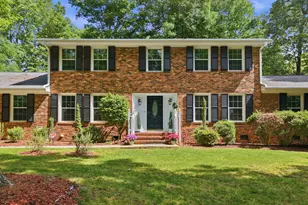 100 Moray Ct, Cary, NC 27511 - Photo 2
