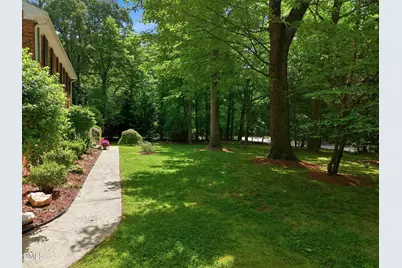 100 Moray Court, Cary, NC 27511 - Photo 4
