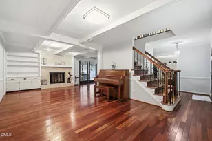 100 Moray Ct, Cary, NC 27511 - Photo 8