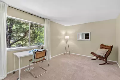 220 Elizabeth Street #B4, Chapel Hill, NC 27514 - Photo 22