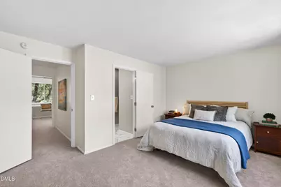 220 Elizabeth Street #B4, Chapel Hill, NC 27514 - Photo 18