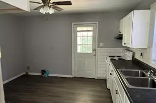 1635 Greenbriar Rd, Durham, NC 27701 - Photo 4