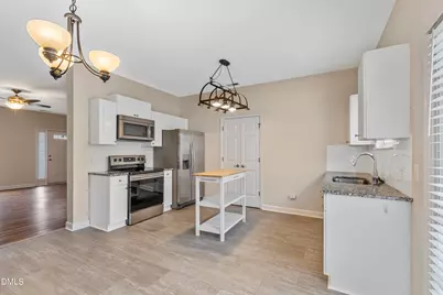 6013 San Marcos Way, Raleigh, NC 27616 - Photo 8