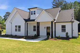 2212 M L King Jr Parkway SE, Wilson, NC 27893 - Photo 2
