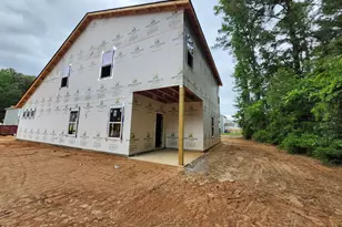 1673 Elk Run Dr, Fayetteville, NC 28312 - Photo 2