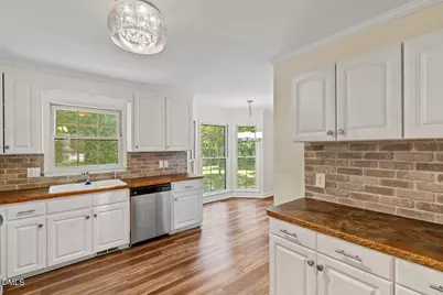 8501 Shadow Wood Place, Raleigh, NC 27613 - Photo 12