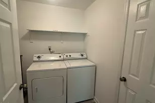 5519 Hornaday Rd, Greensboro, NC 27409 - Photo 8