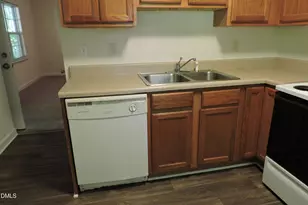 401 Cleveland St, Mebane, NC 27302 - Photo 4