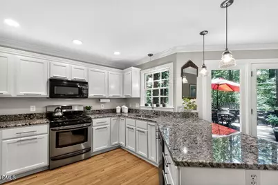 111 Parkcrest Drive, Cary, NC 27519 - Photo 10