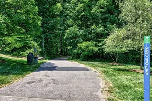 111 Parkcrest Dr, Cary, NC 27519 - Photo 46