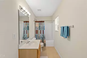 329 Palmdale Ct, Holly Springs, NC 27540 - Photo 24