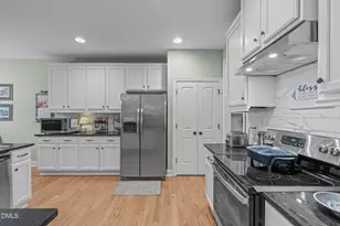 2704 Blueridge Lake Dr, Fuquay-Varina, NC 27526 - Photo 10