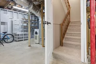 819 Genford Ct, Raleigh, NC 27609 - Photo 22