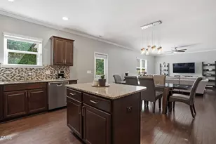 4304 Auburn Hills Dr, Raleigh, NC 27616 - Photo 14