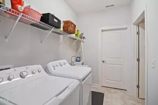 1609 Bloomsbury Manor Dr, Durham, NC 27703 - Photo 18