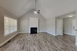 335 Oxfordshire Dr, Fuquay Varina, NC 27526 - Photo 4