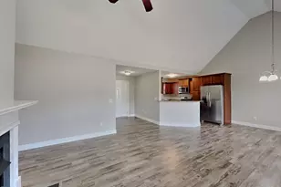 335 Oxfordshire Dr, Fuquay Varina, NC 27526 - Photo 2