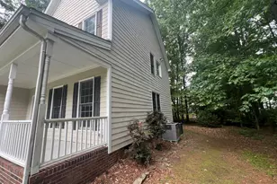 109 Brampton Cir, Clayton, NC 27527 - Photo 2