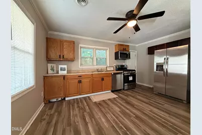 122 S 5th Street, Spring Lake, NC 28390 - Photo 6