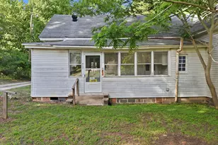 817 N Main St, Wake Forest, NC 27587 - Photo 2