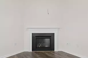 227 Pisgah St, Sanford, NC 27330 - Photo 14