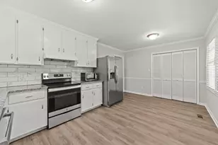 3921 Bamburgh Ln, Apex, NC 27539 - Photo 8