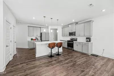 6805 Doddridge Lane, Cary, NC 27519 - Photo 10