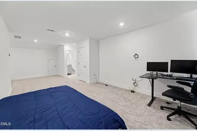6805 Doddridge Lane, Cary, NC 27519 - Photo 22