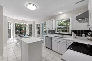 12113 Townmeade Ct, Raleigh, NC 27613 - Photo 14