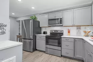 211 Viverette Ave, Rocky Mount, NC 27809 - Photo 6