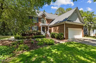 1335 Daventry Ct, Chapel Hill, NC 27517 - Photo 2