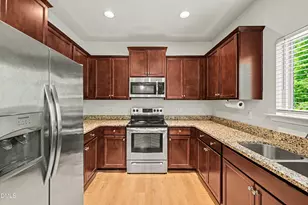 197 Pamlico Dr, Clayton, NC 27520 - Photo 1